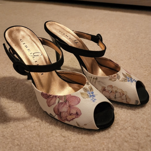Gibellieri sandals Leather Floral White Black size 35 - Picture 1 of 5